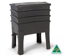 Indoor & Outdoor Worm Café - Tumbleweed's Worm Farming Product